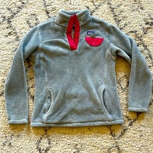 Girls size 12 Patagonia fleece jacket.